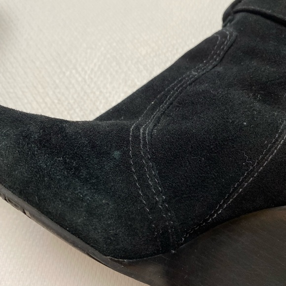 Tory Burch Adrienne Wedge Boots/Booties in Black Suede Size 8 EUC - Picture 15 of 16